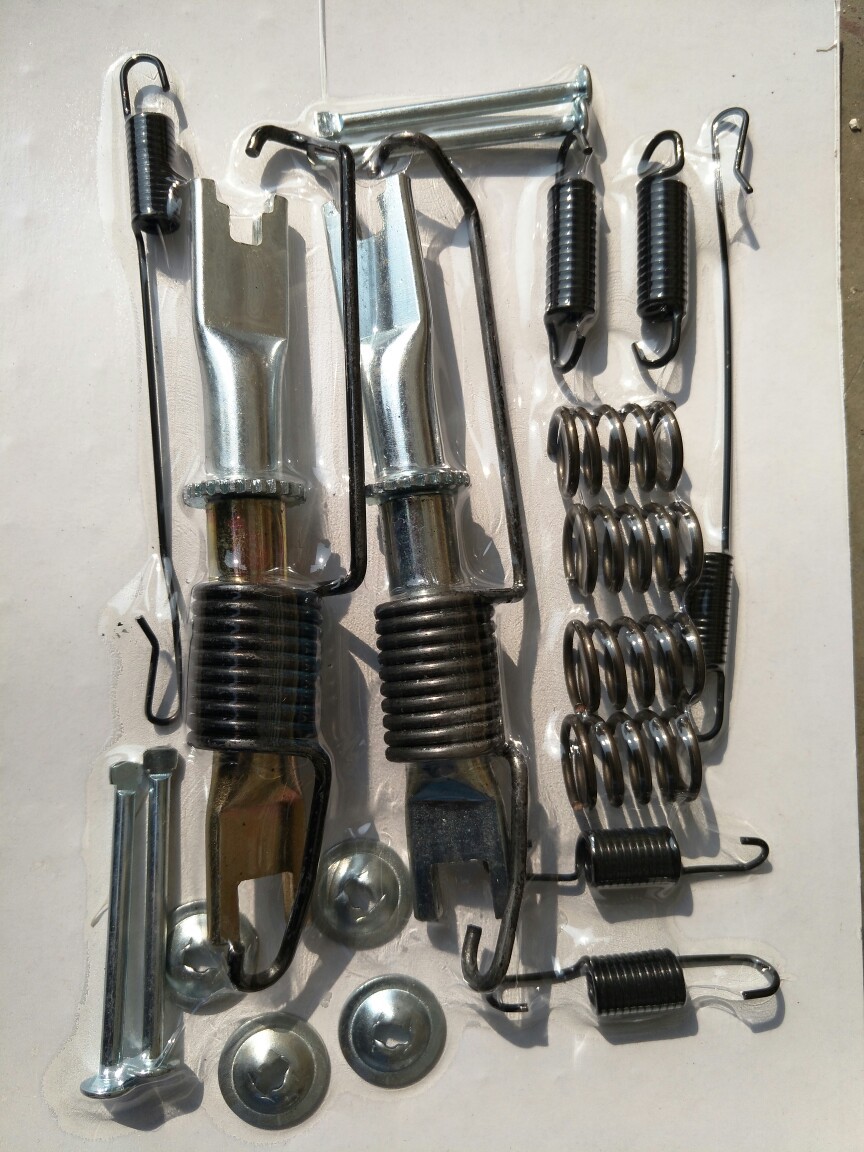 Fabricante Zapata de freno kit de reparación pastillas de freno trasero bomba de coche HIACE0494343521 león marino 08030 47061