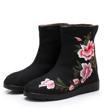 冬老北京女靴棉靴民族风布靴平跟短靴中筒靴棉靴复古绣花靴子