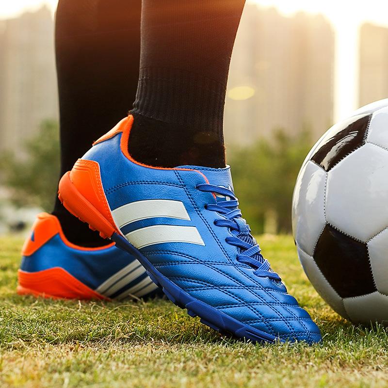 厂家直销新款足球鞋草地儿童碎钉训练鞋学生运动鞋鞋厂 一件代发