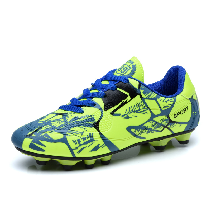 Soccer shoes primary and secondary schoo...