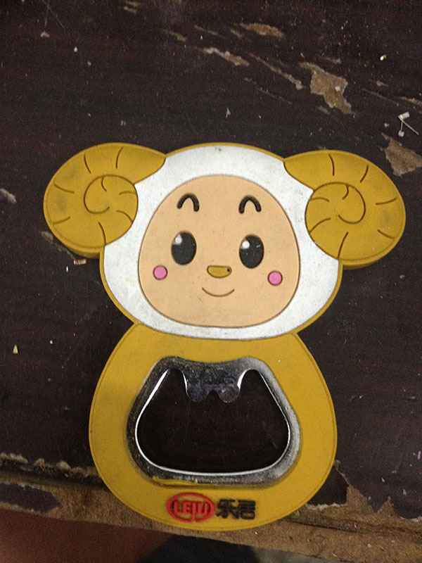 橡胶商标皮标商标 LOGO标服装商标鞋子帽子橡胶标厂家订制订做