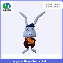 吉祥物龅牙兔公仔按图设计批量制造抱面包的长耳朵兔子毛绒玩具
