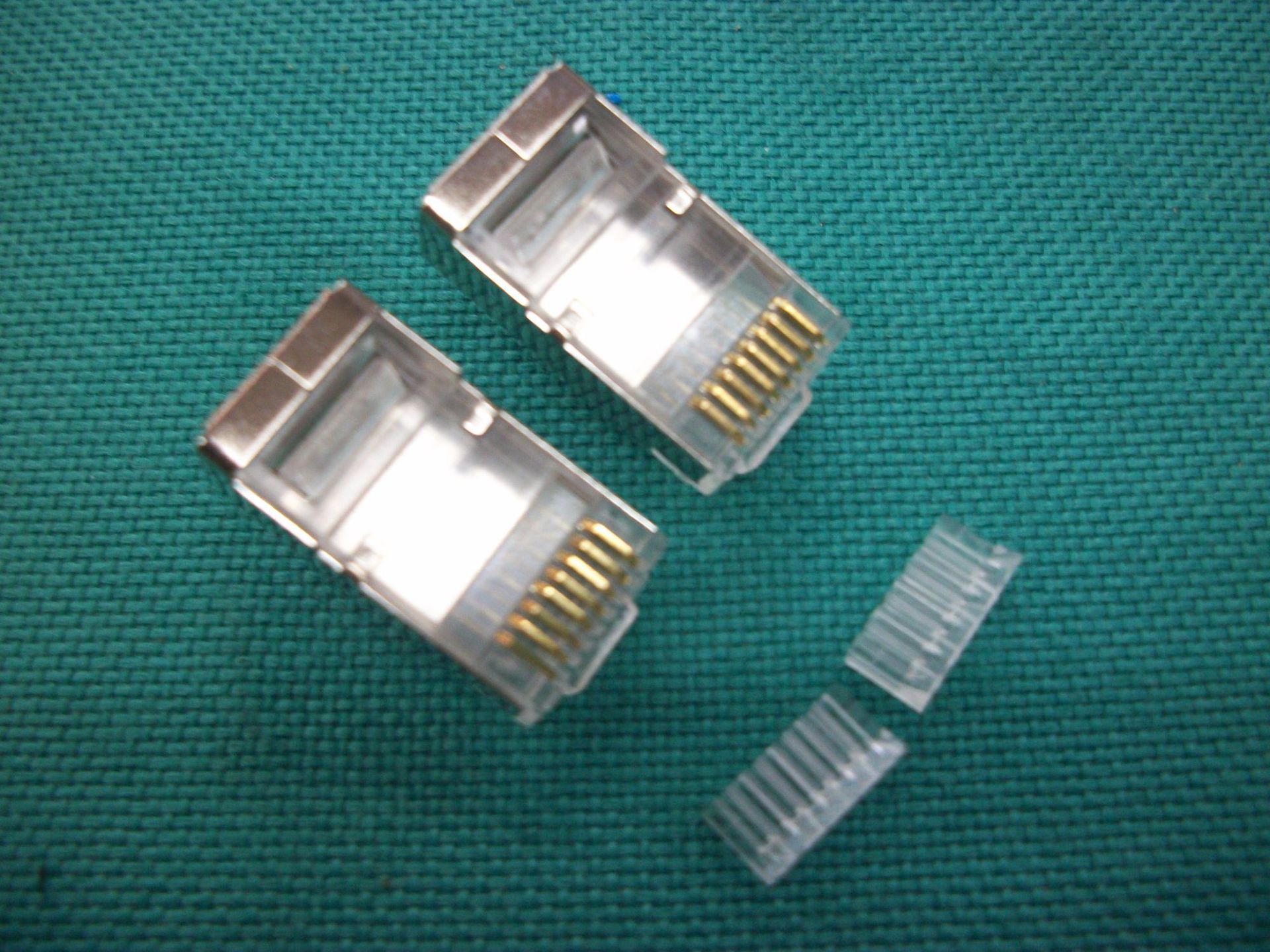 大量供应批发耐用超六类屏蔽水晶头 CAT超六类屏蔽水晶头两件式