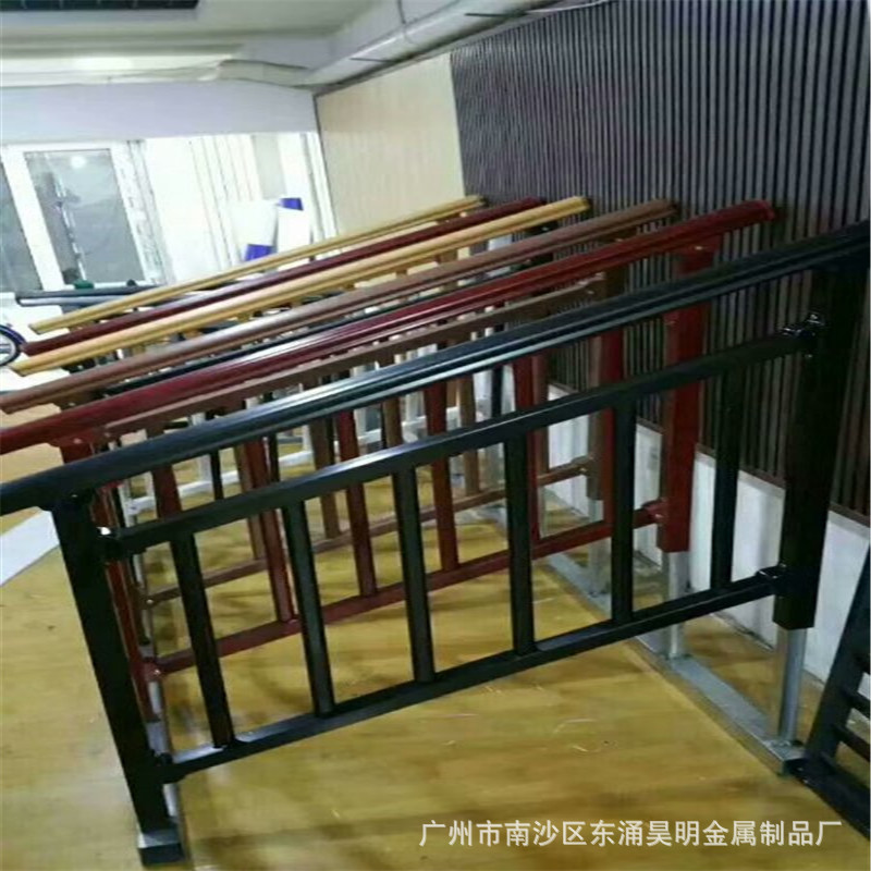 广州南沙锌钢阳台护栏 组装式阳台护栏 小区阳台栏杆专业定制