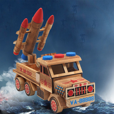 新款木质战狼导弹车 儿童军事火箭车模型玩具 创意木制摆件批发