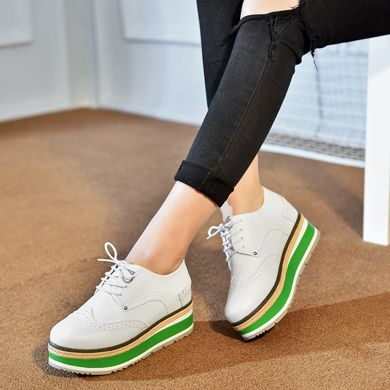 Spring 2020 new Korean version of thick soled student muffin shoes, women's shoes, leisure shoes, women's British flat sole shoes Lady shoes