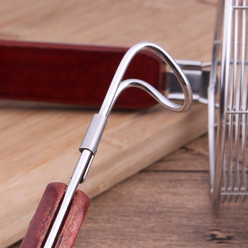 Wooden handle stainless steel frying line leaking noodles Spicy noodle fishing colander Wooden handle mesh leaking noodle spoon