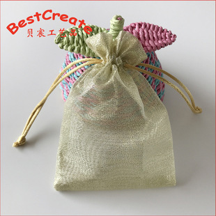 �¿�W���S��ֱ�N���bЬñ���ڼ������b����ɫС�������ռ{