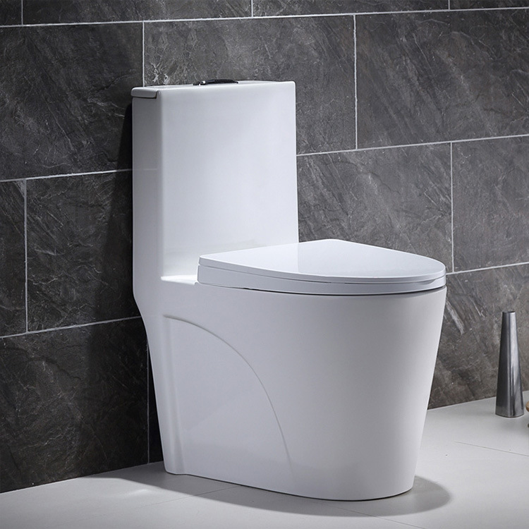 家用超漩式冲水坐便器酒店卫生间坐厕陶瓷连体马桶工程厂家批发