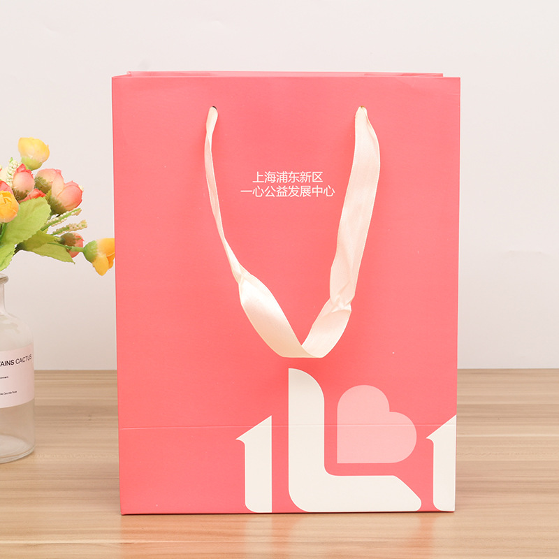 白卡礼品袋手提袋 定做牛皮纸袋通用加厚纸质服装包装茶叶袋现货