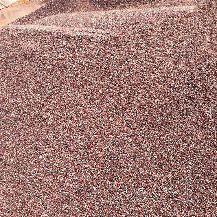 批发白色鹅卵石水洗石   鸡血红水洗石   公园铺路用鹅卵石