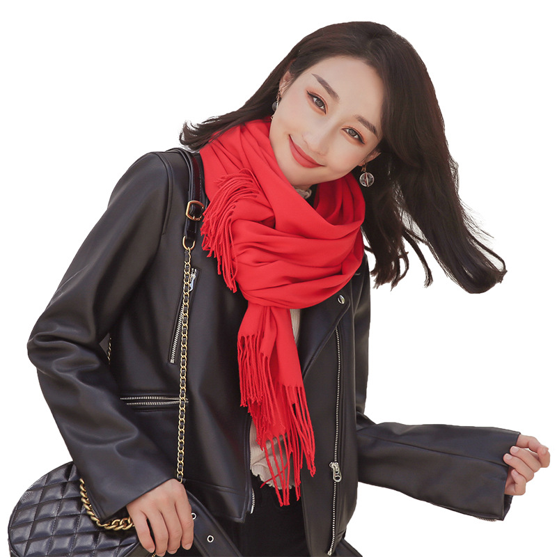Demi-season scarf for students