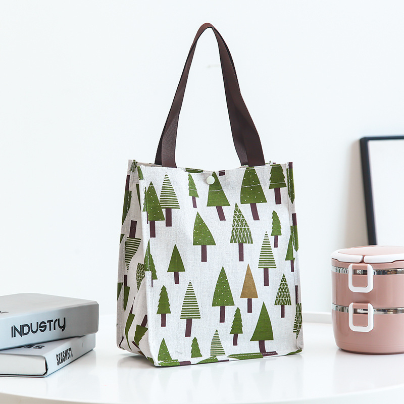 Зеленое дерево