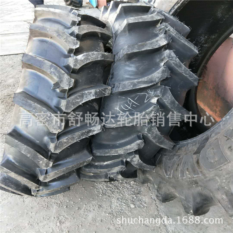 供应14.9-38 农用机械轮胎 人字加粗花纹轮胎 拖拉机轮胎