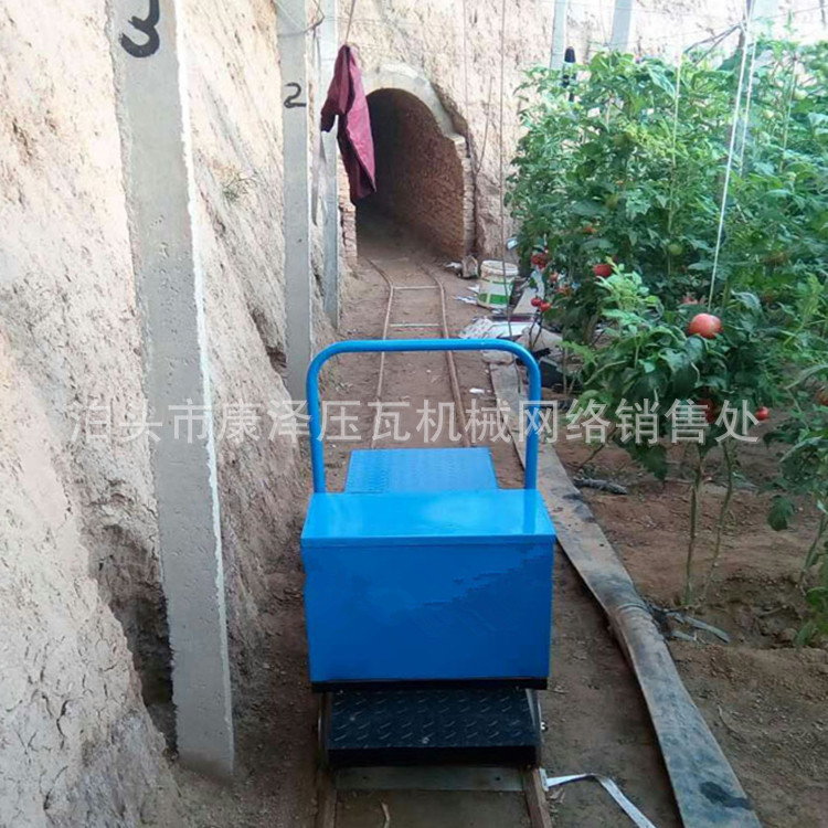 带弯轨道车实地图片_副本