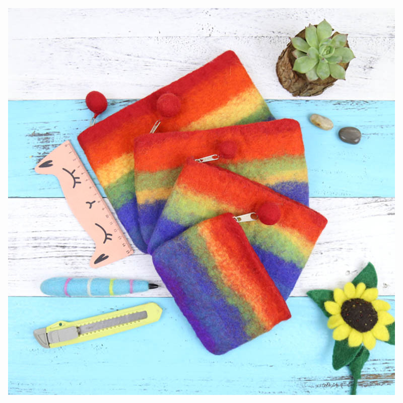 Women's Rainbow Wool Felt Zipper Coin Purses display picture 1