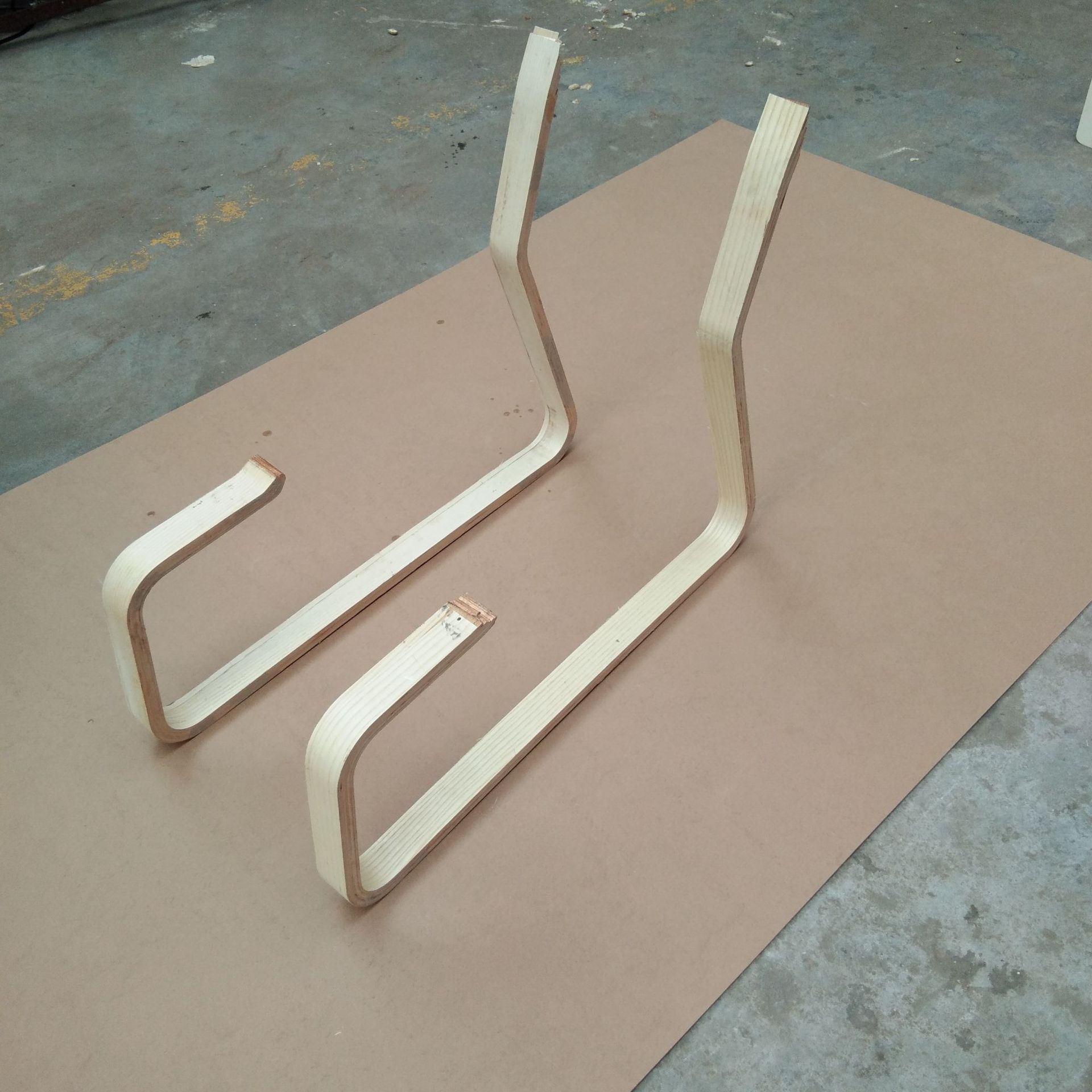 Manufactor machining customized Shaped curved wooden strips Bentwood furniture parts Curved wooden handrail