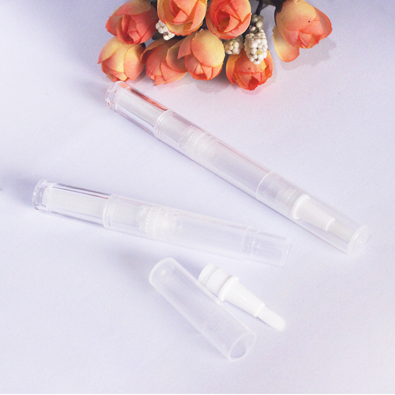 厂家直销遮瑕笔2.5ML旋转式唇彩笔 唇油笔 PP塑料化妆品包材