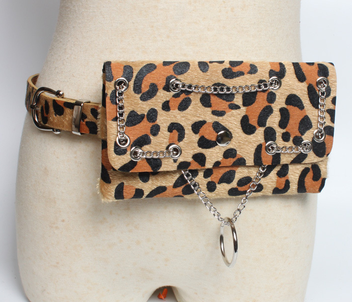 Punk Chain Leopard Print Waist Bag display picture 2