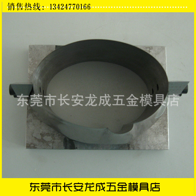 【厂家直销】特价扑克牌游戏卡钢切刀模