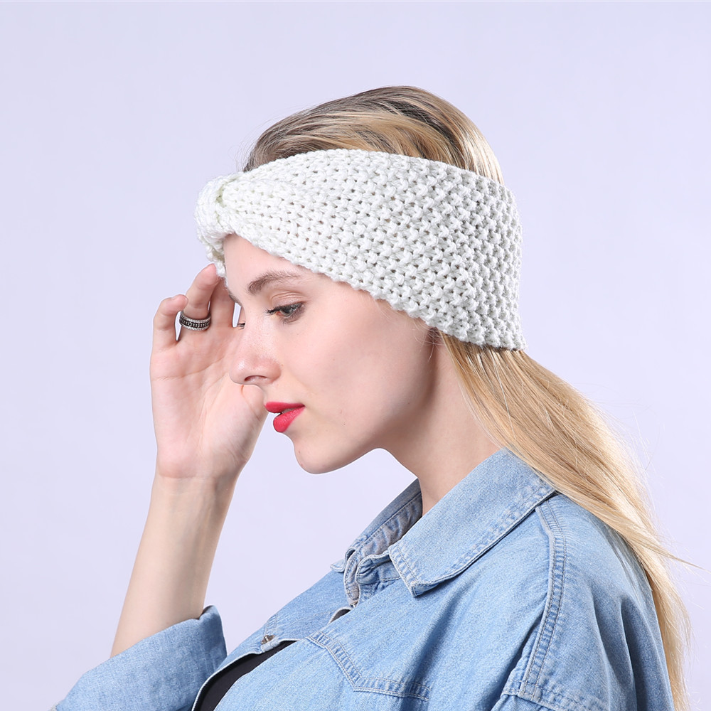 Fascia per maglione lavorata a maglia per accessori e fasce per capelli caldi con fiocco fatto a mano autunno inverno da donna_voghion.com