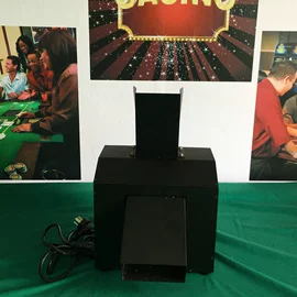 其他室内休闲;扑克、桌游牌;筹码箱