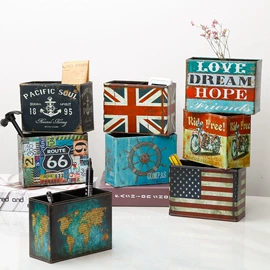 垃圾桶;收纳箱;收纳盒