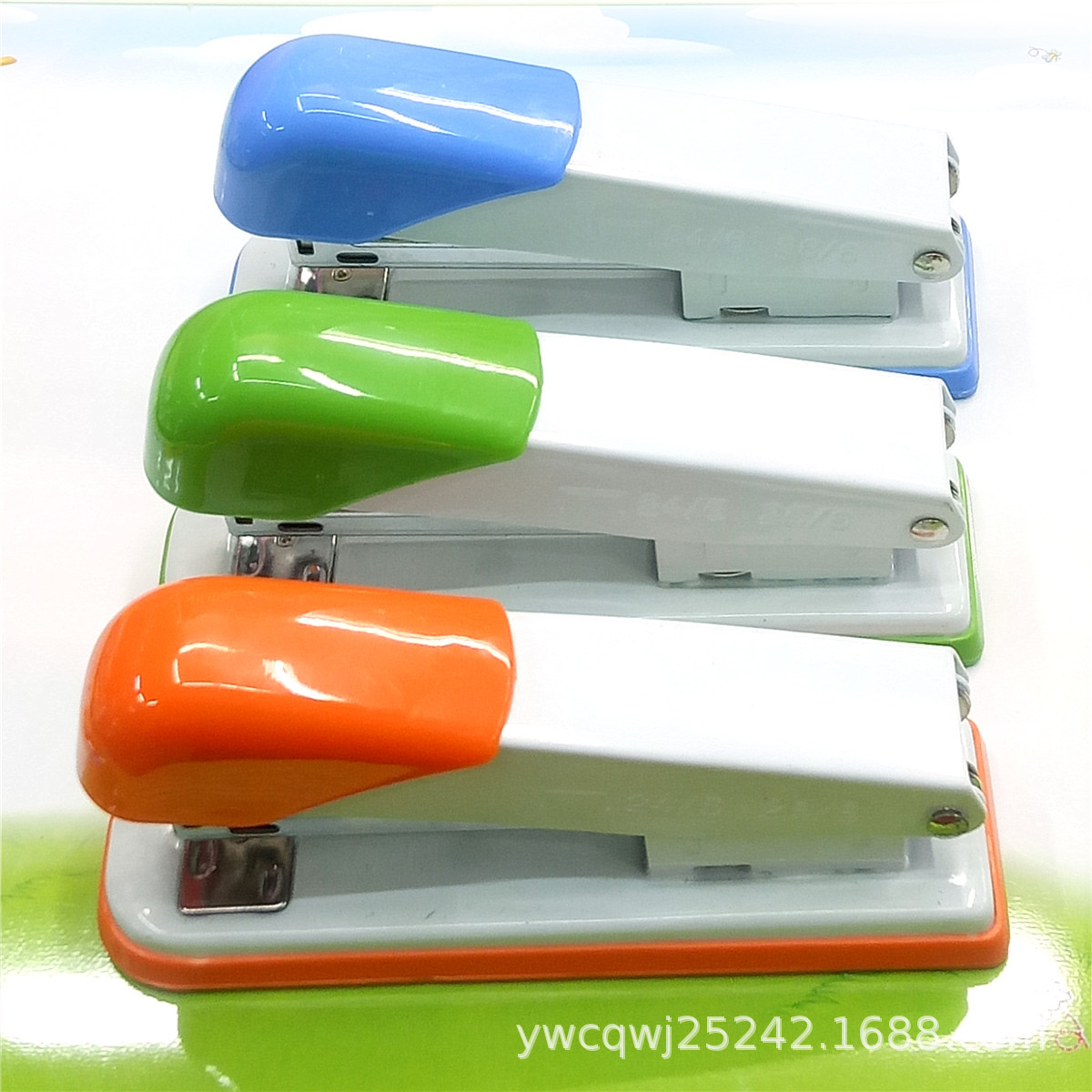 小号订书机
