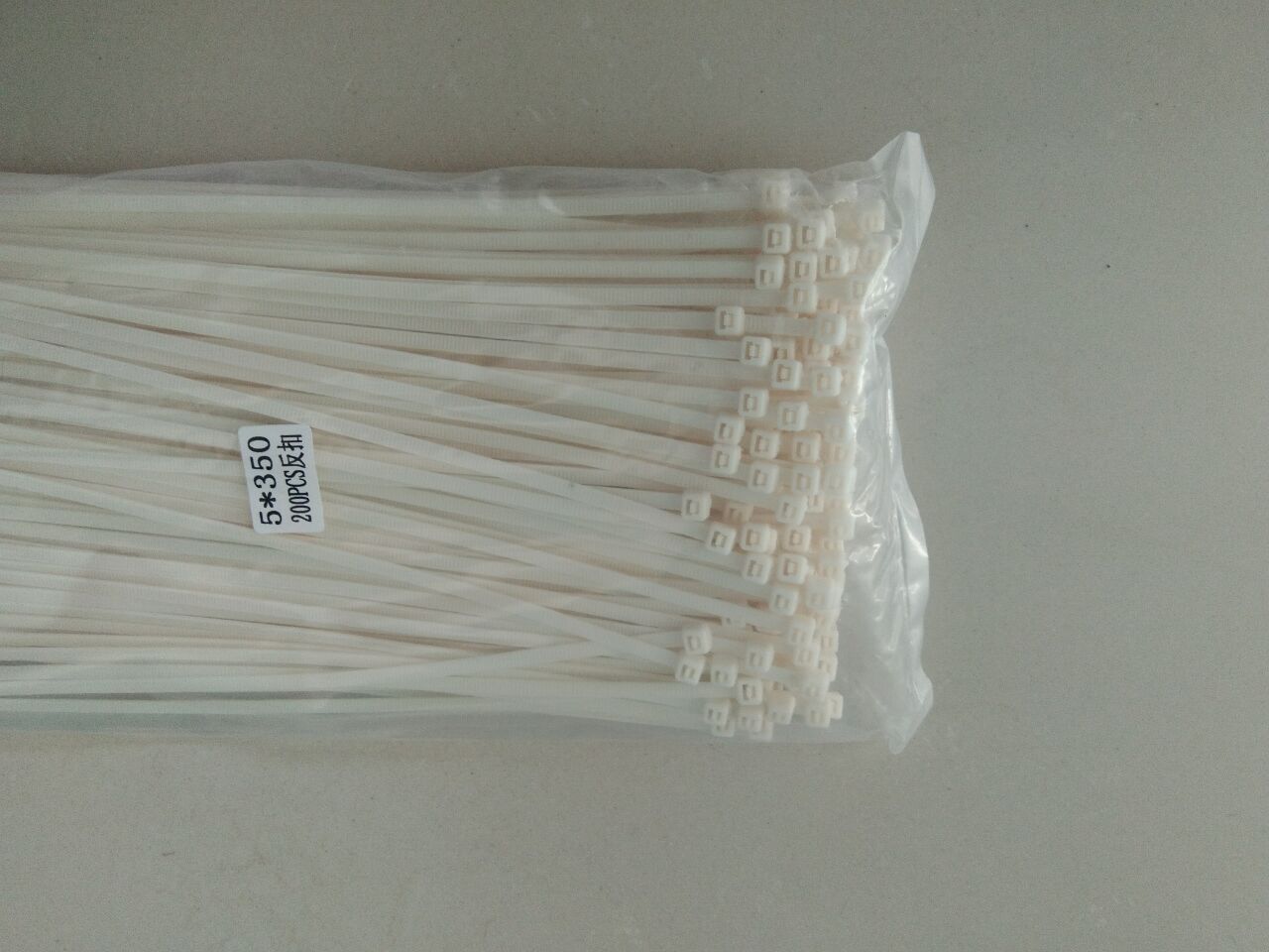 68AF773AD1F633E255D86BE5AAC4AB