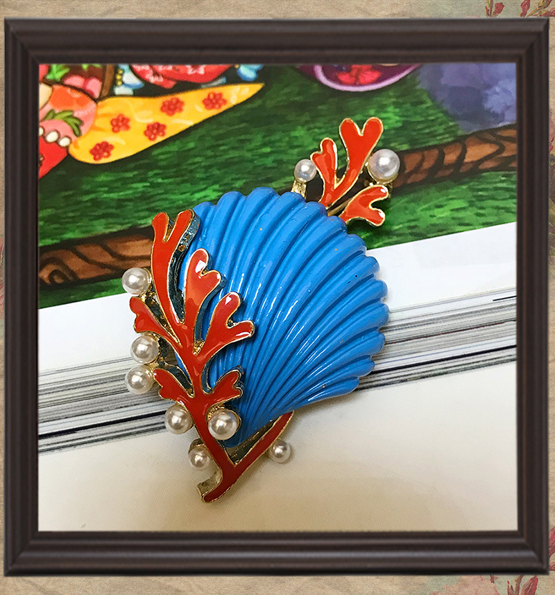 Spille per alberi a foglia rossa, spille a conchiglia, perle in lega, strass, accessori di abbigliamento alla moda_voghion.com