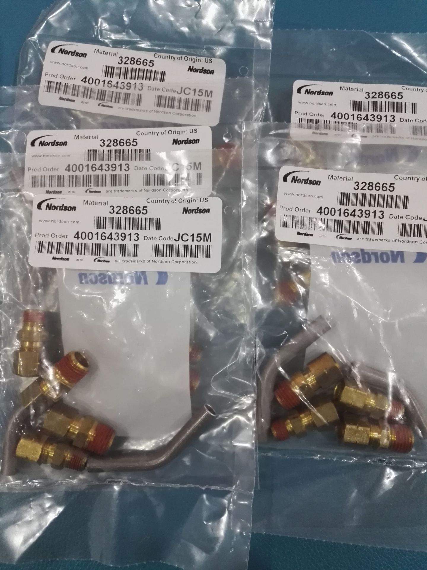 诺信 Nordson KIT,NUT,AIR SUPPLY TUBE套件螺母空气供应管328665