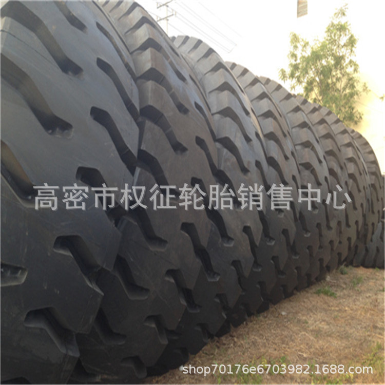 全钢矿山轮胎33.00R51轮胎3300R51轮胎 矿用宽体自卸车轮胎