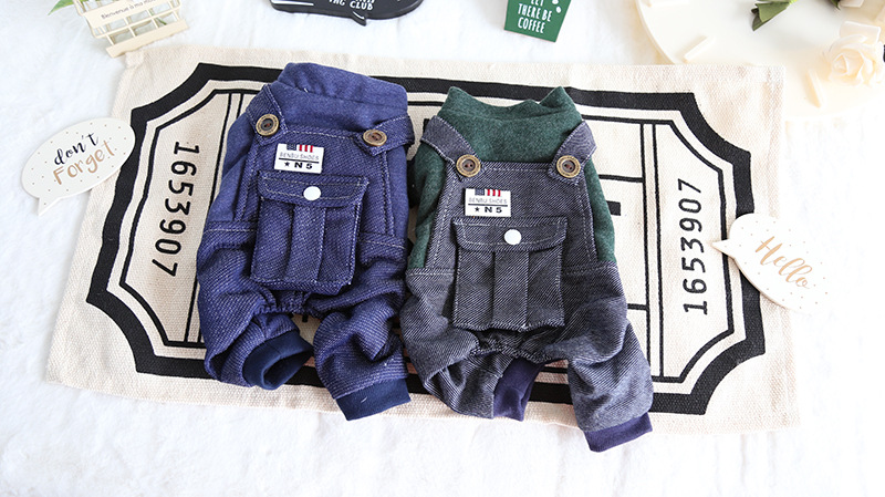 单口袋牛仔背带四脚衣