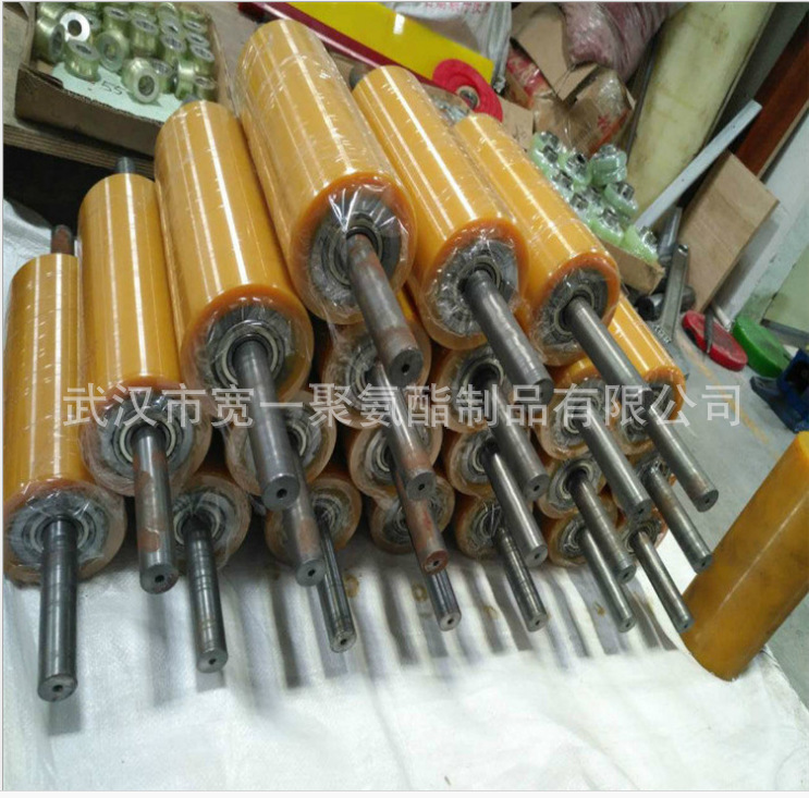 供应非标加工定做各种包胶辊，小型胶辊，包胶轴