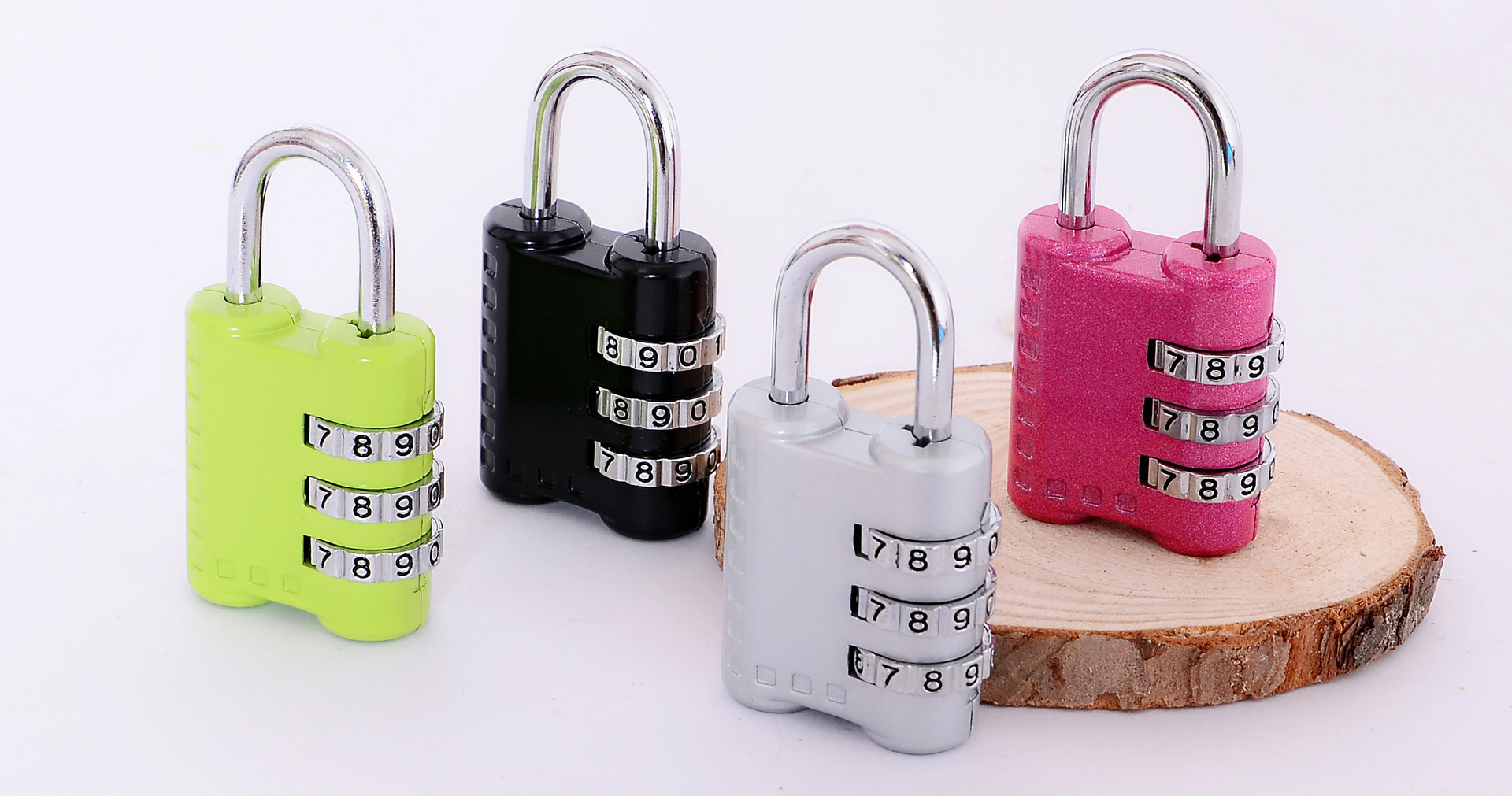 3775766483_1631210981