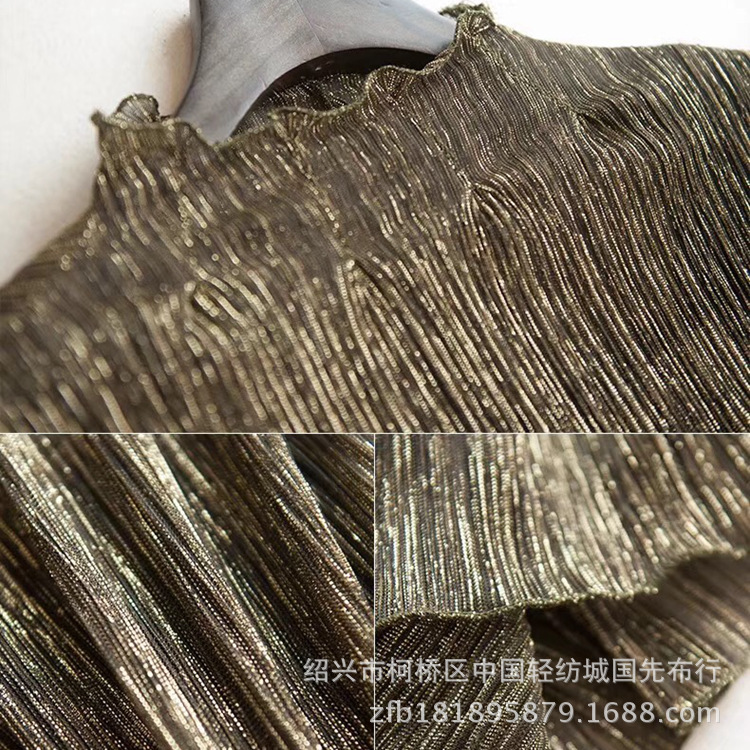 Slide silk crepe Bright silk Purl Mesh cloth Discoloration Colorful clothing Latest fashion Pleated skirt Fabric