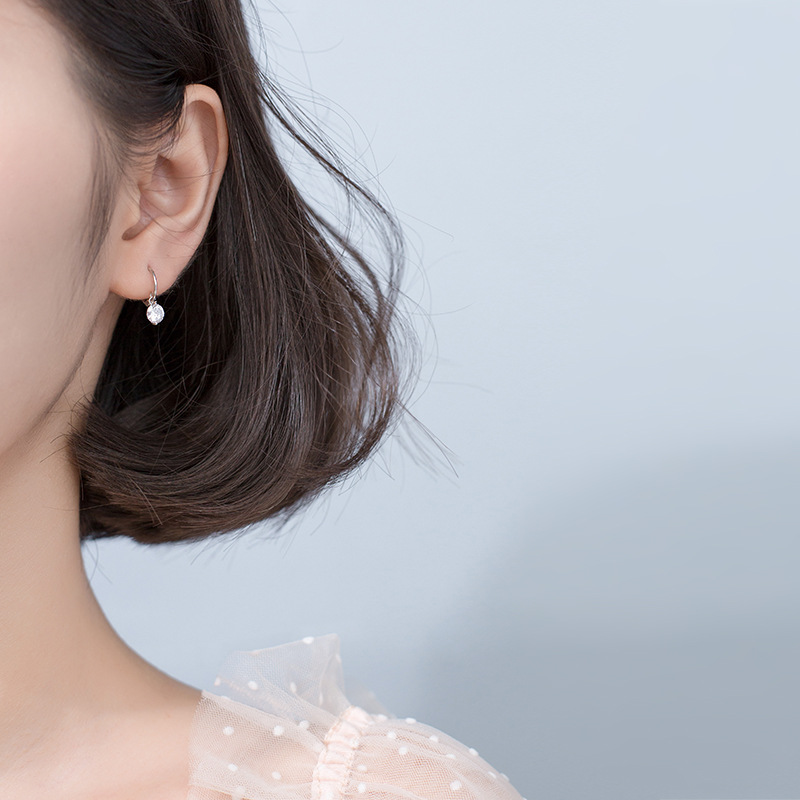 S925 botones de orejas de plata estilo coreano estilo simple temperamento de botones de orejas de diamante personalidad pequeña orejas G0560