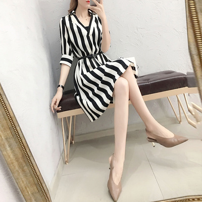 2018新款女装潮夏季修身显瘦雪纺短袖条纹衬衫连衣裙女中长款188