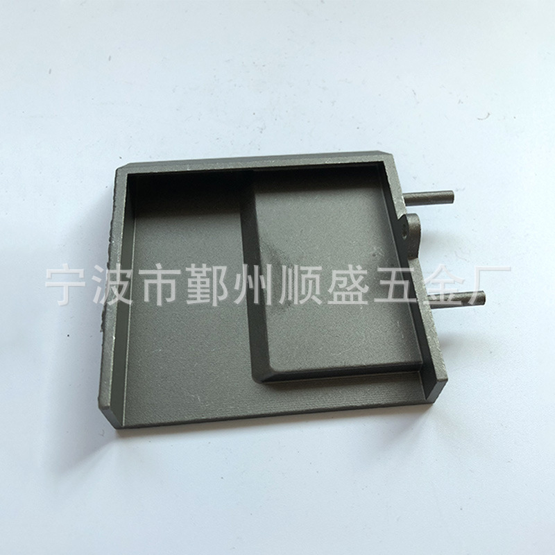 锌合金压铸盖板本色毛培 锌合金压铸盖板本色毛培 铸造件