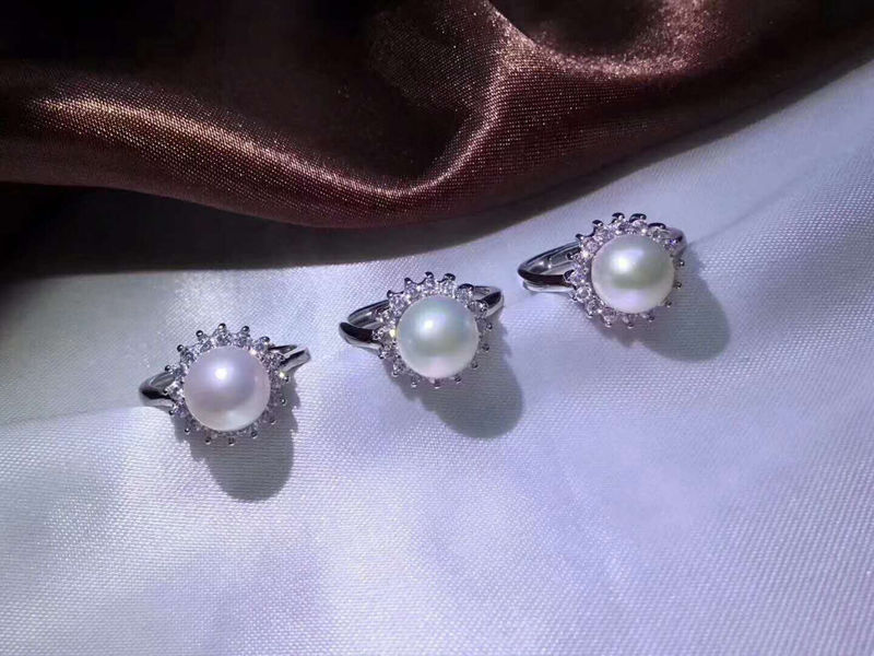 海心珠宝  S925纯银天然淡水珠太阳花戒指女8-8.5mm正圆微瑕戒指