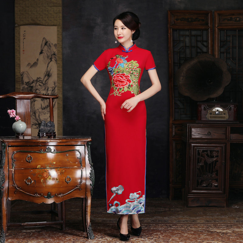  catwalk wine red satin embroider cheongsam long retro improvement of cultivate show thin stage shows Chinese style dress