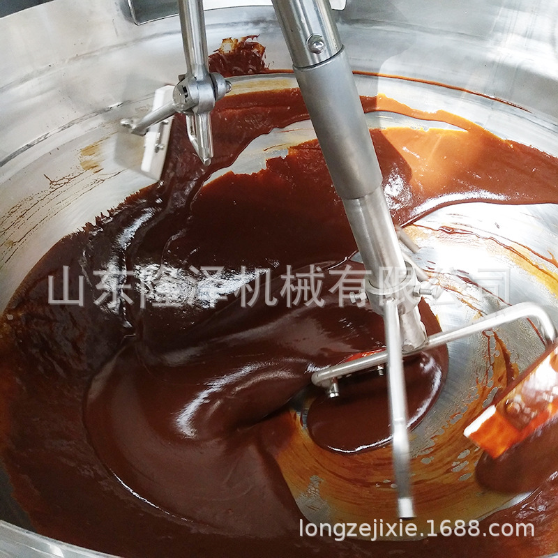 辣椒酱设备 炒辣椒酱的炒锅 操作简单不糊锅的辣椒酱机器