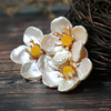 Retro brooch from pearl wax agate, high-end jacket lapel pin, accessory, flowered