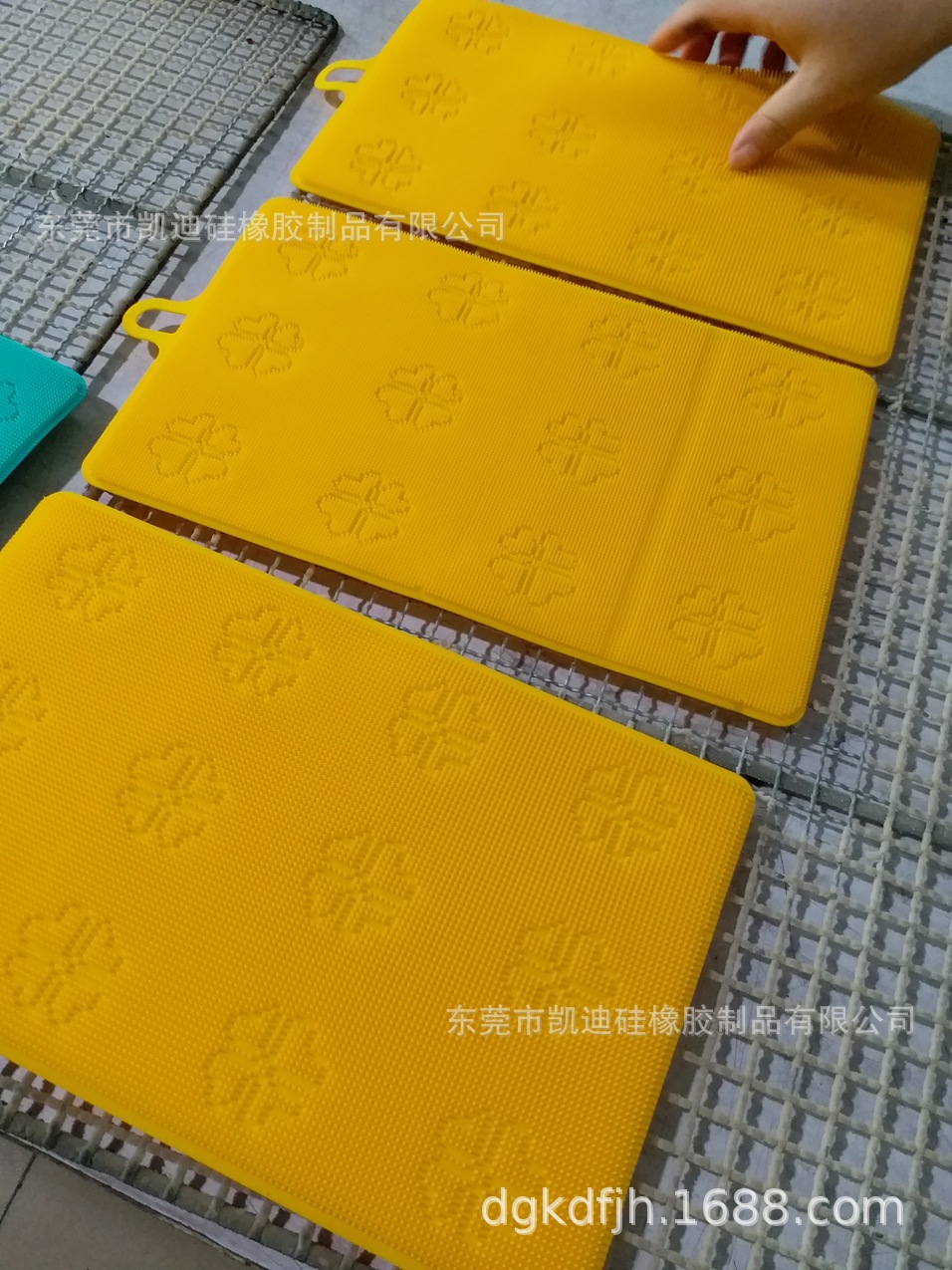 沐浴巾 日用硅胶沐浴刷 按摩洗澡刷 软毛沐浴 双面使用 源头厂家