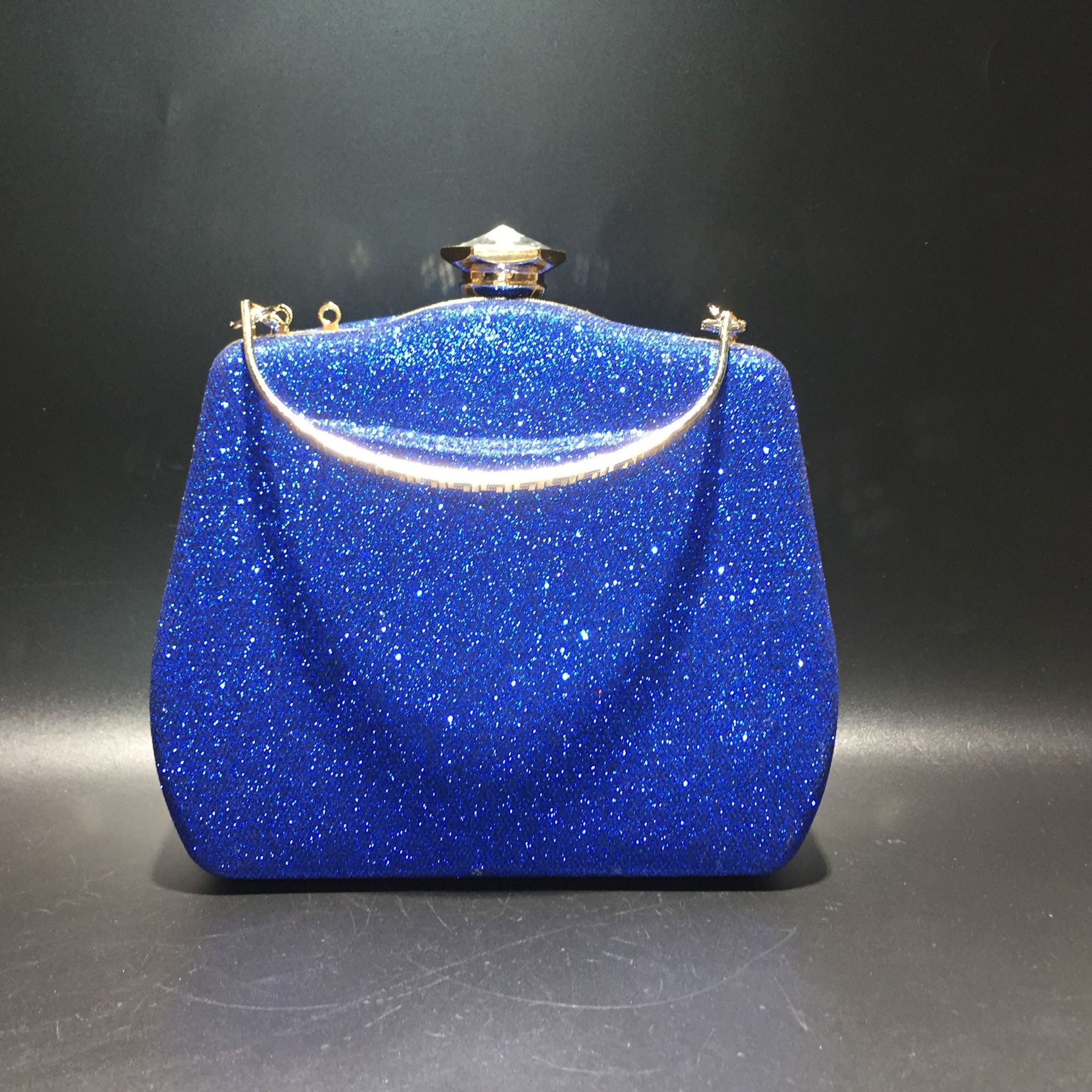 Blau Schwarz Gold Pu-Leder Einfarbig Strass Abend Taschen display picture 33