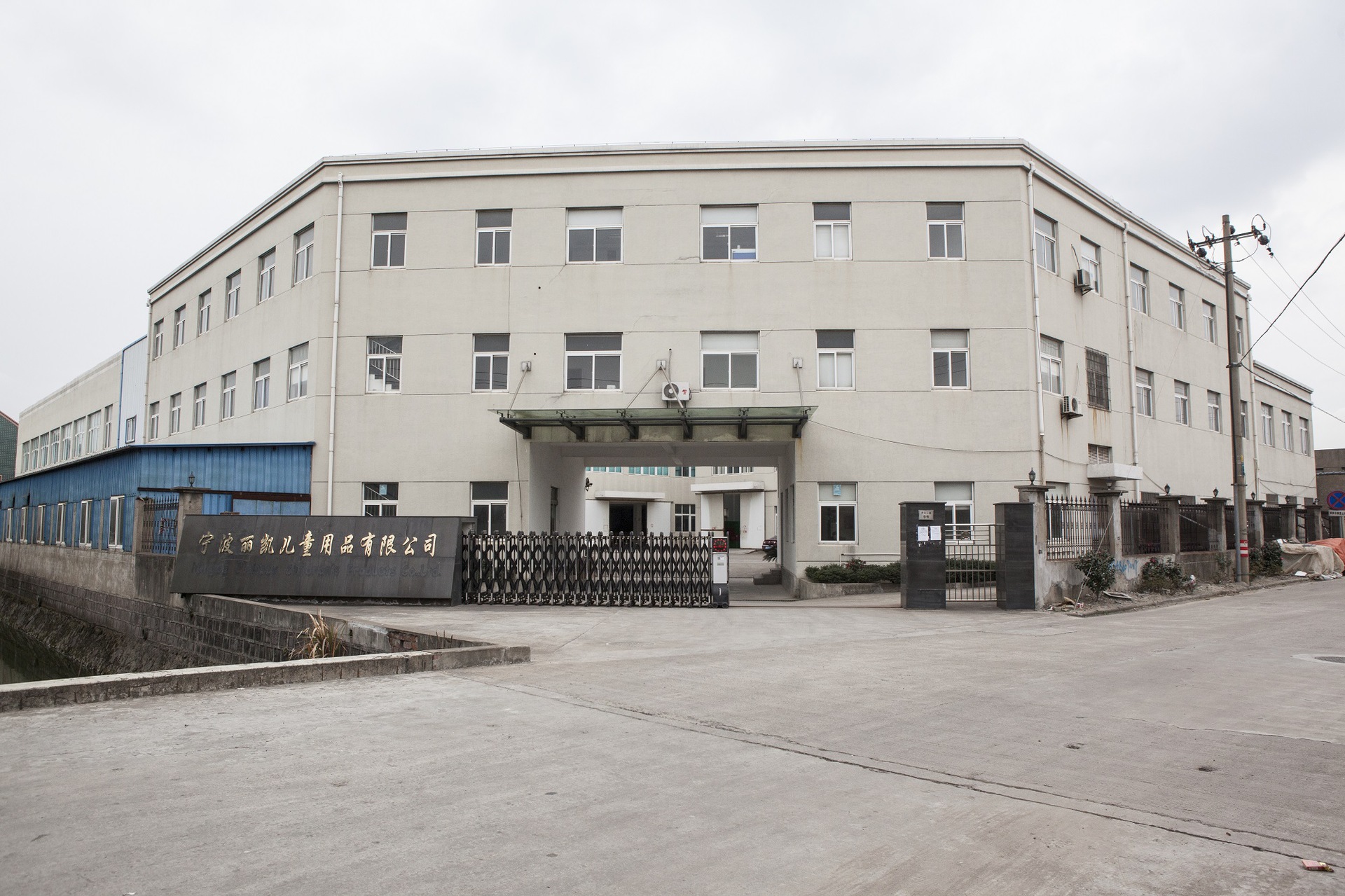 Большой бизнес дверь В соответствии с（ как на фото ）