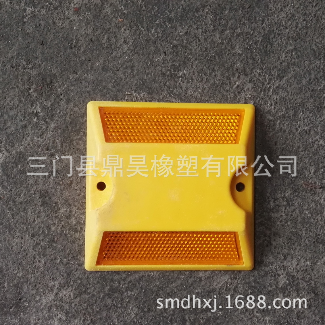 塑料道钉减速钉反光道钉坡道减速防滑反光警示道钉路口减速道钉