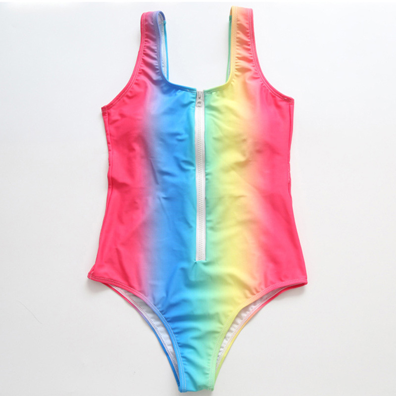 Arc-en-maillot-de-bain-femmes-