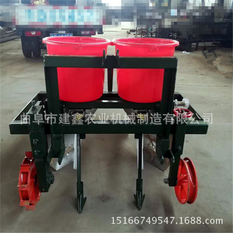 潍坊地瓜种植机红薯起垄机高效田薯起垄覆膜机现货直销