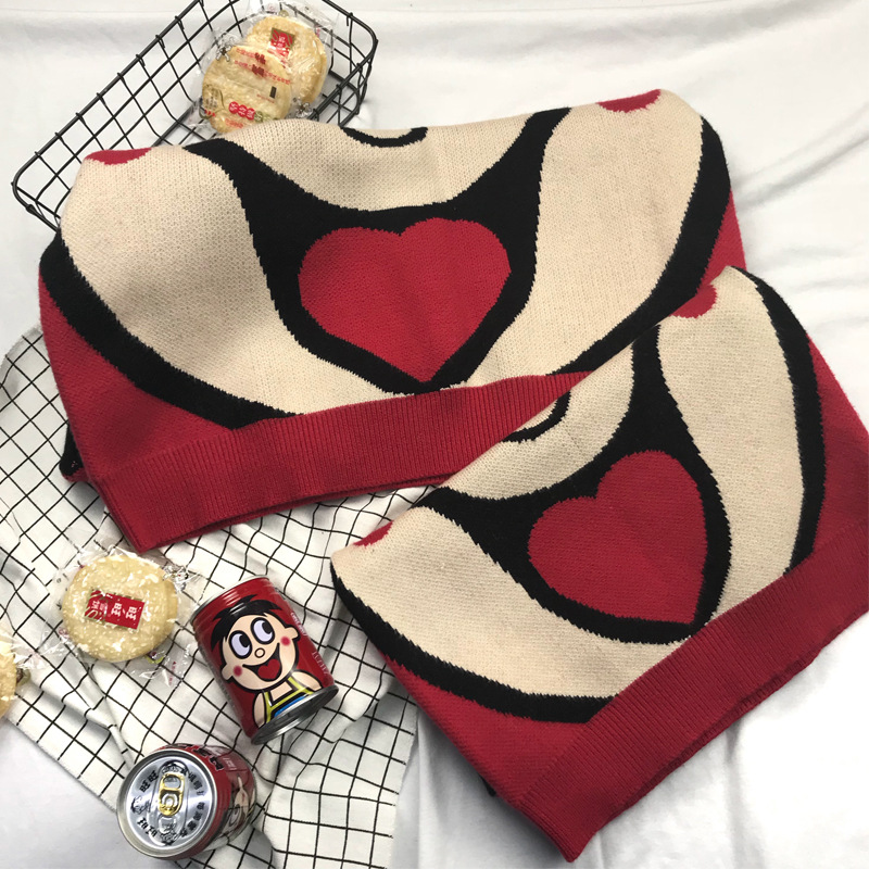 旺旺联名潮牌旺仔牛奶毛衣女卡通圆领红色套头情侣亲子装棉针织衫